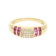 Rubin Ring mit Diamanten