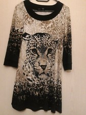 Kleid von Julie C /Größe 36 /Länge ca 85 cm /animal Designe/3/4 Arm 