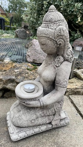 Stein garten betende - betende, geisha