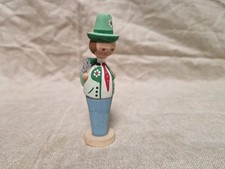 alte schöne Holzfigur für