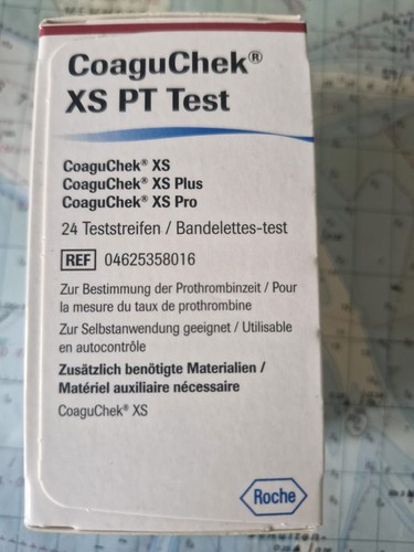 Coaguchek test - xs,