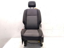 Opel Combo E Cargo Sitz vorn links Fahrersitz Stoff schwarz dunkelgrau Bj.2023 