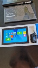Microsoft Surface 2, 32 GB-Tablet, Windows RT 8.1, wenig gebraucht, 2 Tastaturen
