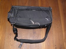 Think Tank Sling-O-Matic 30 /