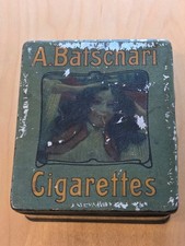 Alte Metall-Zigarettendose A