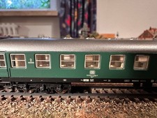 Nahverkehrszug der DB mit 5