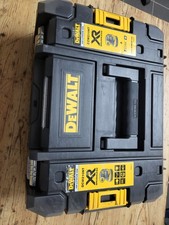Dewalt Werkzeugkoffer DCW210NT für Akkubohrmaschine Neu