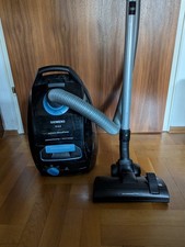 Siemens Q 5.0 extreme silencePower Bodenstaubsauger mit Staubbeutel - Schwarz...