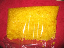 Bienenwachs-Granulat, 500 g + 50 Teelichtdochte