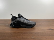 Nike Air Max 2090 Schwarz Grau