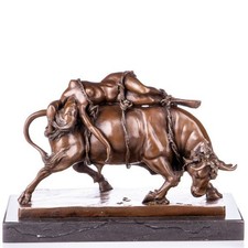 Bronzefigur Frau auf Stier