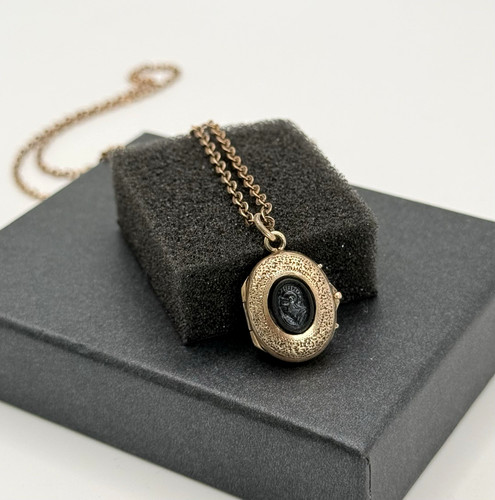Antikes medaillon mit - antikes, kette