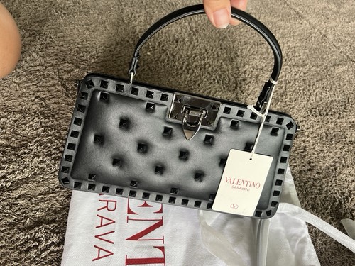 Neu valentino garavani tote - neu!!!,