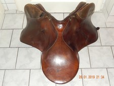 Stübben SIEGFRIED Springsattel (SD) EchteLEDER,17,5 Zoll Kammer 29,guter Zustand