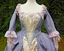 Kleid Robe Gewand Damen Rokoko Barock aus Theaterfundus Kostümfundus flieder xs