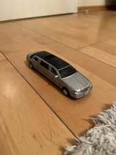 Kinsmart Lincoln Town Car