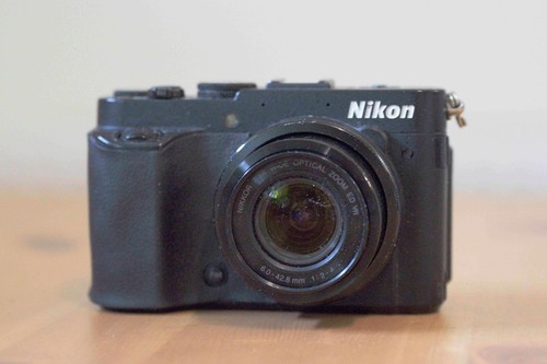 Nikon coolpix p7700 for parts - nikon,