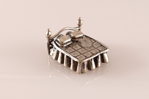 Silberfigur miniatur bett - miniatur,