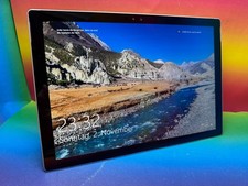 Microsoft Surface Pro 4 1724 i5-6300U 4GB 128GB 12,3 Win 10 Pro Silber Tablet