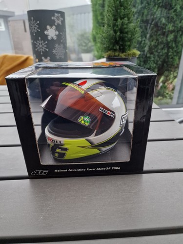 Minichamps helm valentino - helm,