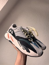 Adidas Yeezy Boost 700 Wave
