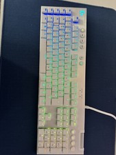 Logitech Tastatur 100% Rgb
