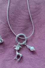 Hirschanhänger mit Perle