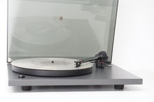 NAD 533 Plattenspieler mit Ortofon MC-1 Turbo Tonabnehmer neue Scharniere