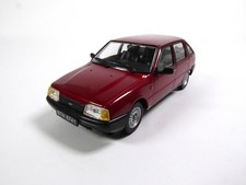 IZ 2126 - 1/43 DeAgostini Ixo UdSSR Ostauto CAR AUTO MODEL P144.1