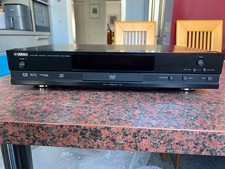 Yamaha DVD S520 - Stereo