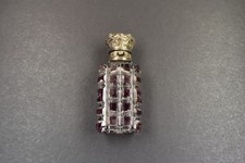 antikes Flakon mit Silberkopf und massivem böhmischem Kristallglas um 1900