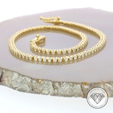 Wert 4.800,- Edles Brillant