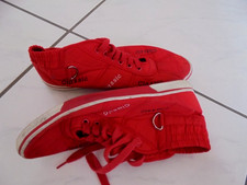 sehr leichte bequeme Sneakers mit Gummisohle Gr. 40  Schnürung aus den 90iger