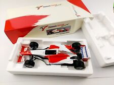Minichamps Limited Formel 1 Modellauto 1:18 Panasonic Toyota TF102 Showcar 2002