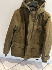 Bershka Winterjacke Khaki