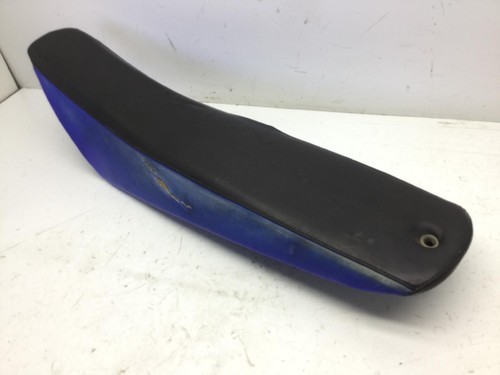 Sattel mit gerissenem - sattel,