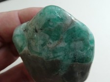 Smaragd Beryll Trommelstein