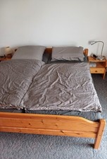 Massives Kiefern Schlafzimmer 