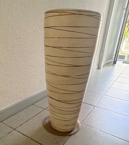 Bodenvase freistehend