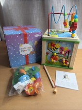 Holzspielzeug Activity Cube