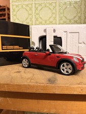 1:18 MINI Cooper Cabrio Dealer