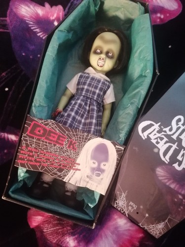 Living dead dolls - living, serie