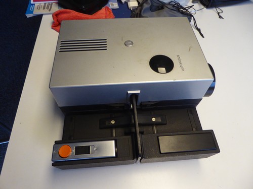 Agfa dia projektor - projektor, autofocus