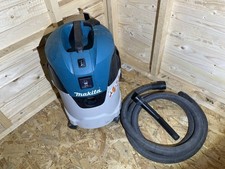 Makita VC2512l