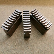 Weiche Monoblockbacken für