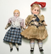 2 uralte Puppenstuben