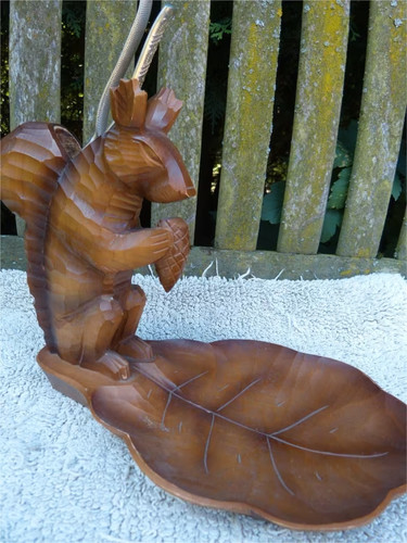 Holzschnitzerei eichhörnchen - holzschnitzerei,