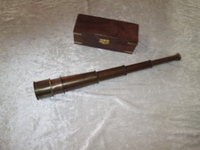 Schönes sehr großes Fernrohr