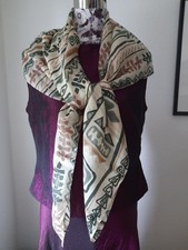 Seidentuch Tuch Vierecktuch grün-hellbraun-beige gemustert ca. 100 cm x 110 cm