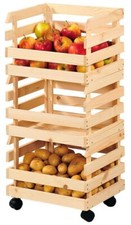 Gemüseregal aus Holz mit